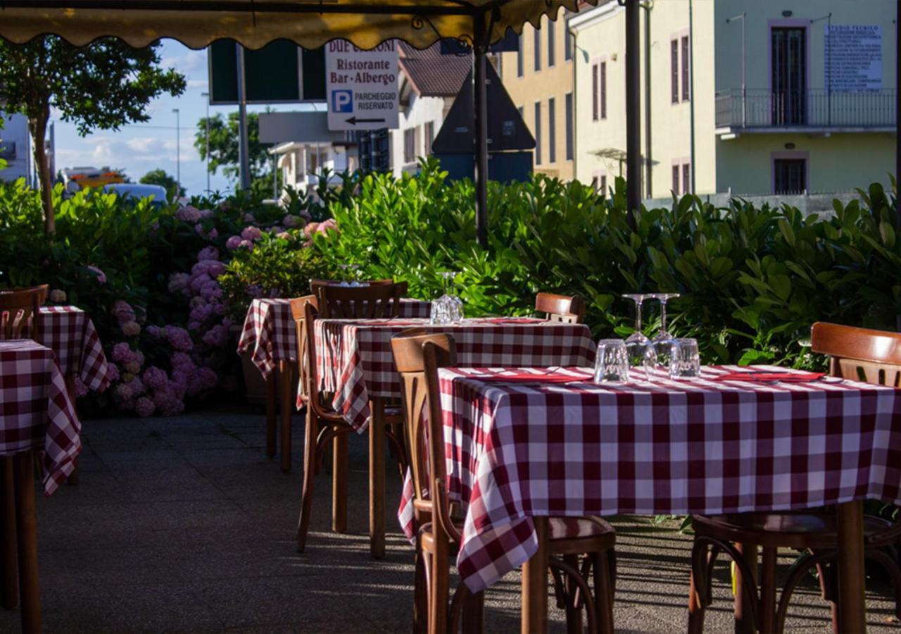 Trattoria Due Citroni Hotel Casalgrasso Bagian luar foto