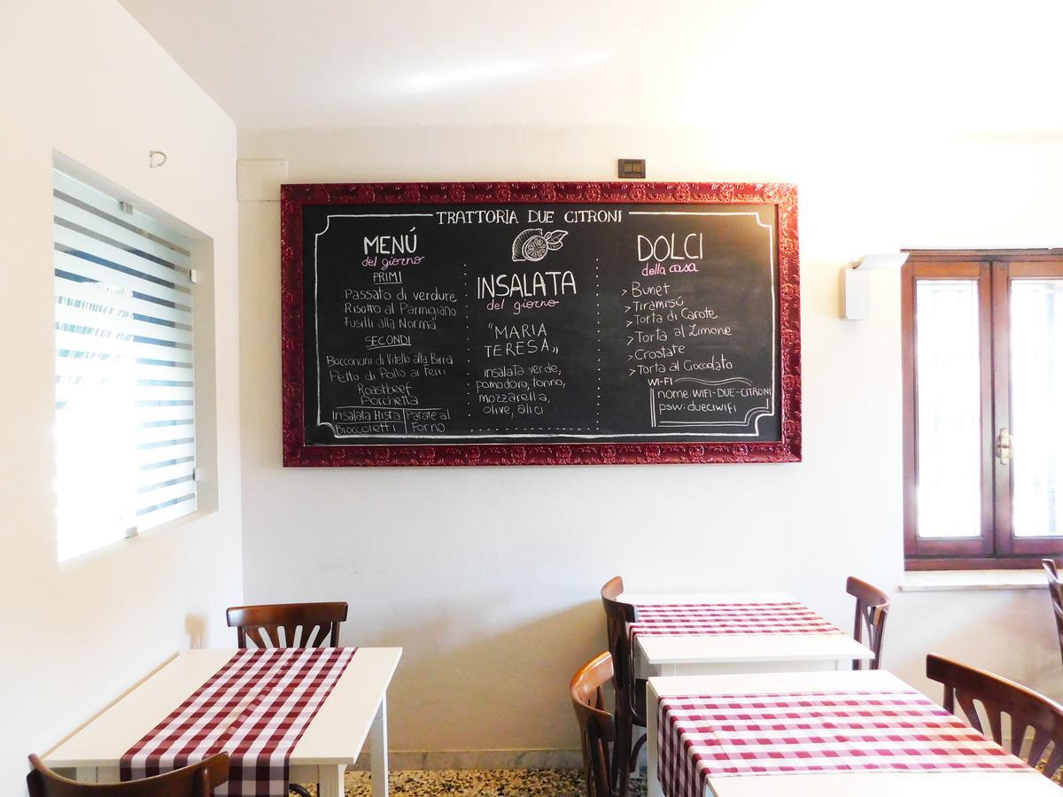 Trattoria Due Citroni Hotel Casalgrasso Bagian luar foto